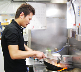 こだわりの新鮮な食材と豊富なメニュー